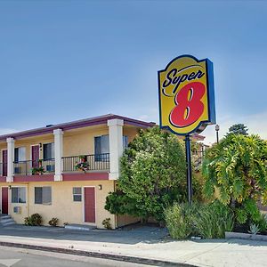 Super 8 By Wyndham Santa Cruz Beach Boardwalk
