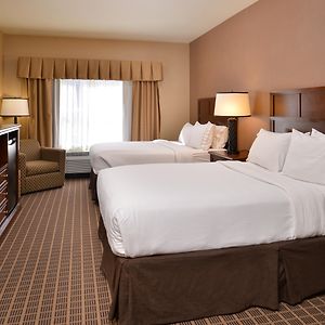 Queen Room Two Queen Beds