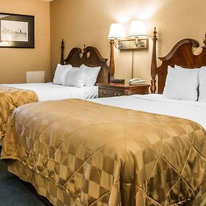 Queen Room Two Queen Beds