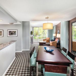 Deluxe Two-Bedroom Room