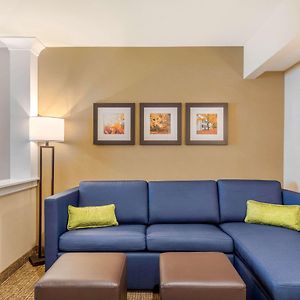 King Suite Mobility accessible