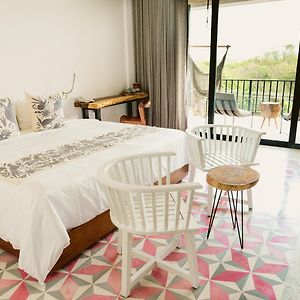 Grand King Room