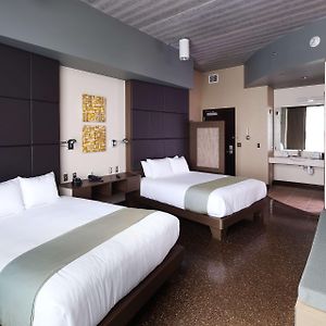 Queen Room Two Queen Beds Accessible Tub Mobility Access