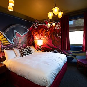 Annex King Room