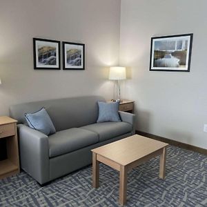 Queen Suite Two Queen Beds