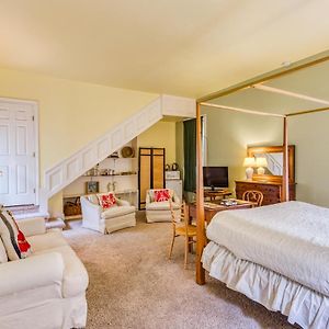 Yellow Rose Bed & Breakfast