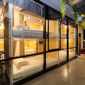 Dormitory Room Mixed