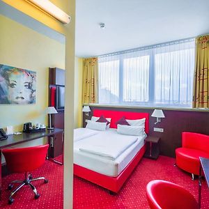 Standard Room with 1 Single Bed