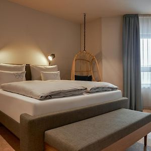 Urban King Room