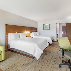 Queen Suite