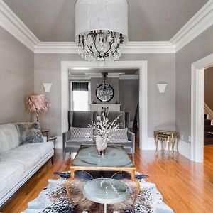 Luxury King Room