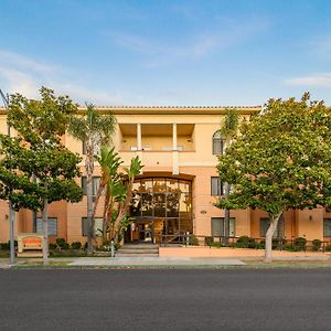 Studios Inn