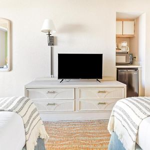 Accessible Partial Ocean View Two Queen Beds
