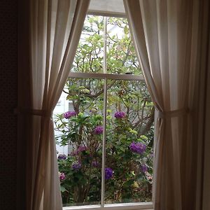 Queen Room Spa Bath Garden View