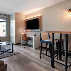 King Suite Mobility accessible