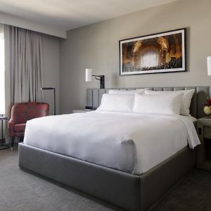 Classic King Hearing-Accessible Guest Room