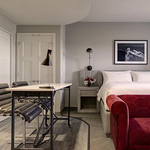 Deluxe King Hearing-Accessible Studio Suite