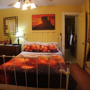 Basic Triple Room