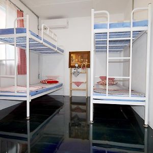 Dormitory Room Mixed