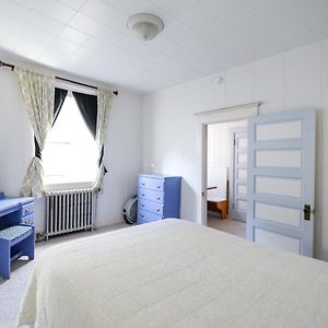 Brown & Hawkins Historical Apartments