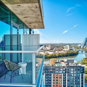 Upscale Rainey St Condo Homes - Peloton, Gym, Rooftop Pool, Wifi Included