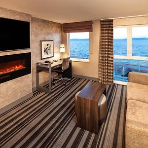 Premier King Suite