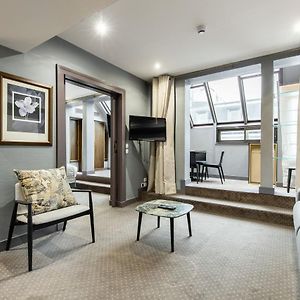 Executive King Suite