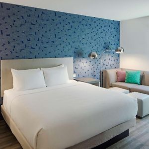 King Room Mobility accessible