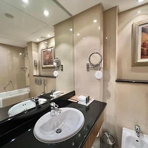 Classic Twin Room