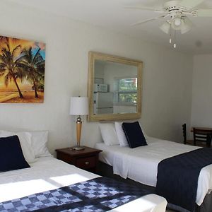 Queen Room Two Queen Beds