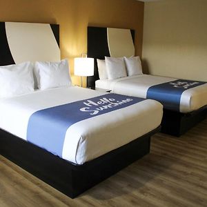 Days Inn By Wyndham Bend