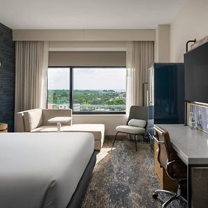 King Room Mobility accessible
