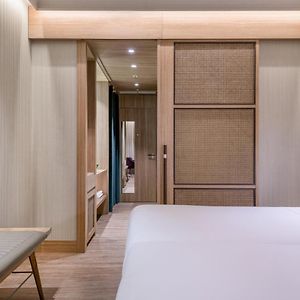 Gran Deluxe King Room City View