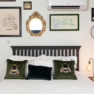 The Cozy Yellow Cottage In Dilworth