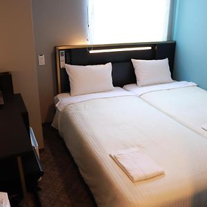 Compact Twin Room