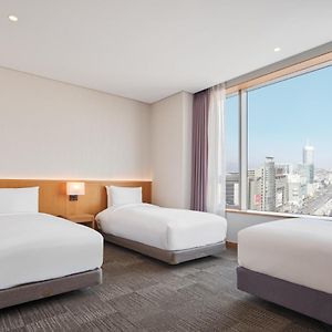 Deluxe Upper Floors Triple Room