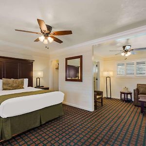 Queen Suite