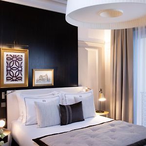 Boutique King Room