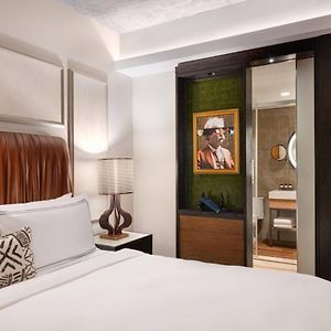 Junior King Suite