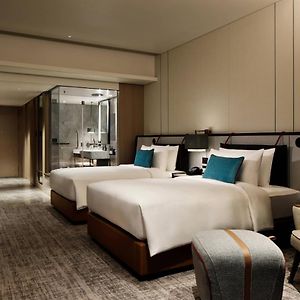 Executive-Floor Room