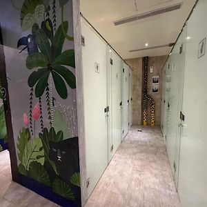 Dormitory Room Mixed