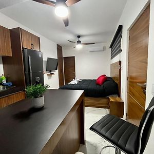 Deluxe King Studio