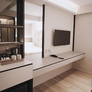 Executive Queen Room