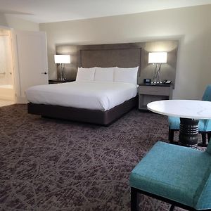 Luxury King Room