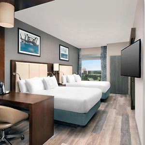 Queen Suite