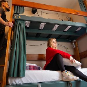 Dormitory Room Mixed