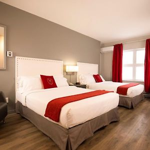 Queen Room