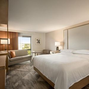 Club Level King Room