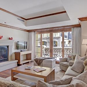 Three-Bedroom Apartment Mountain View