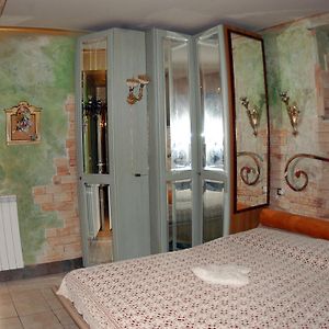 Two Connecting Double Rooms